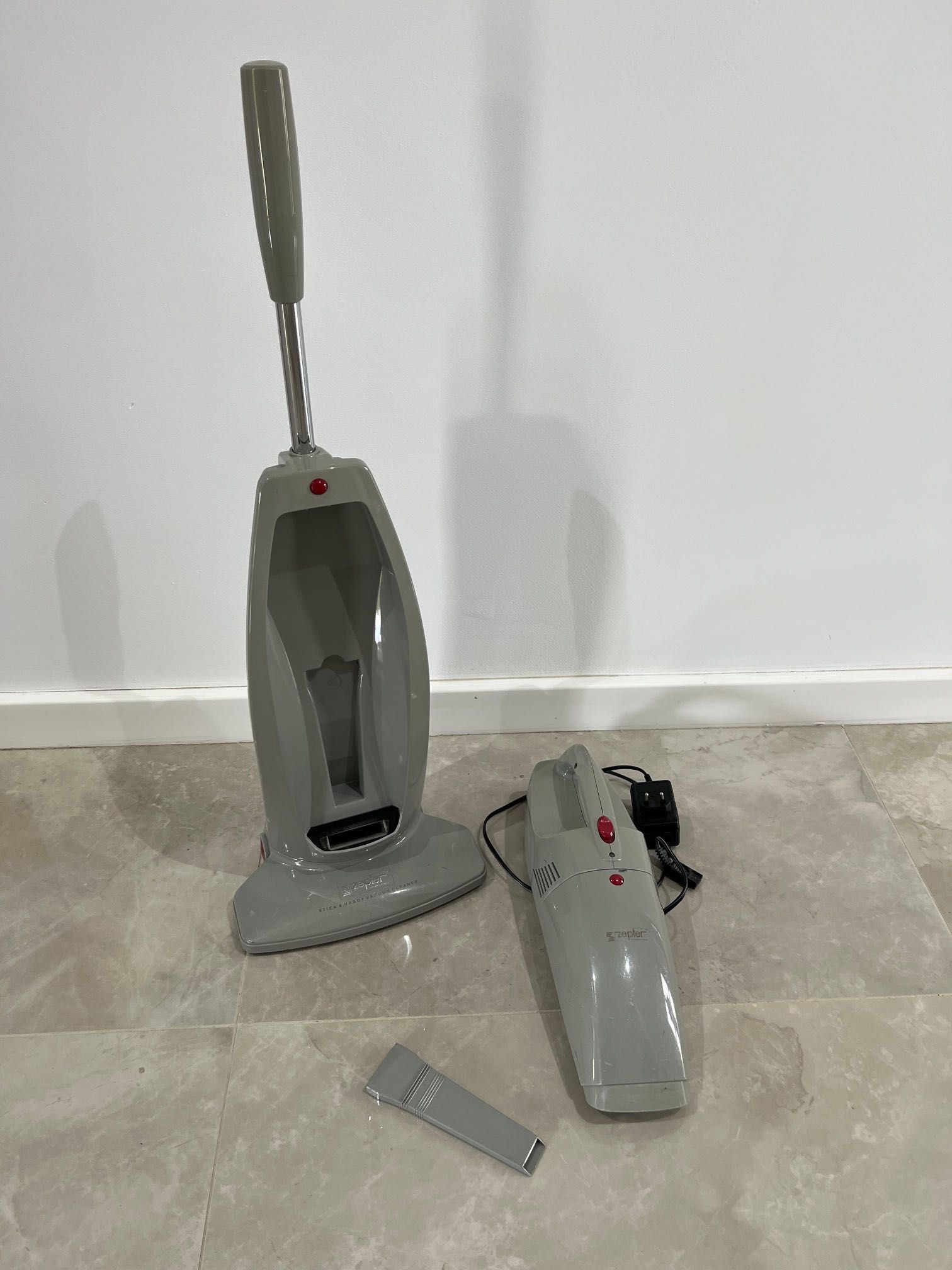 Aspirator cu filtrare prin apa Zepter Cleansy