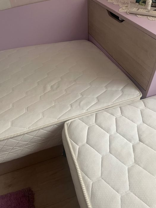 Ъглови легла /без матраци/ и бюро в цвят сонома и лилав