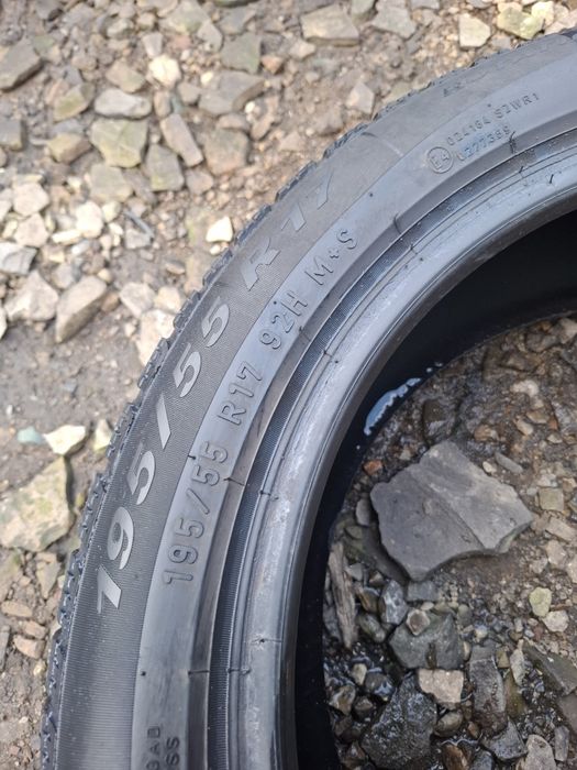 Vand 2 anvelope 195 55 17 pireli de iarna bune dot 2023