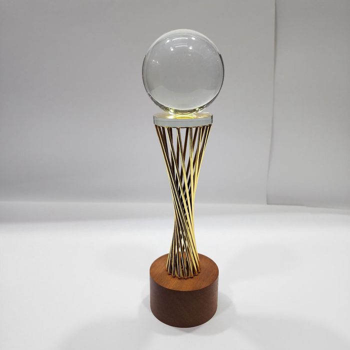 Статуэтка стеклянная