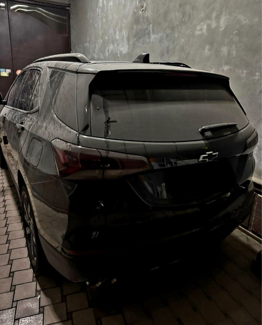 ** Equinox qora rang 2024