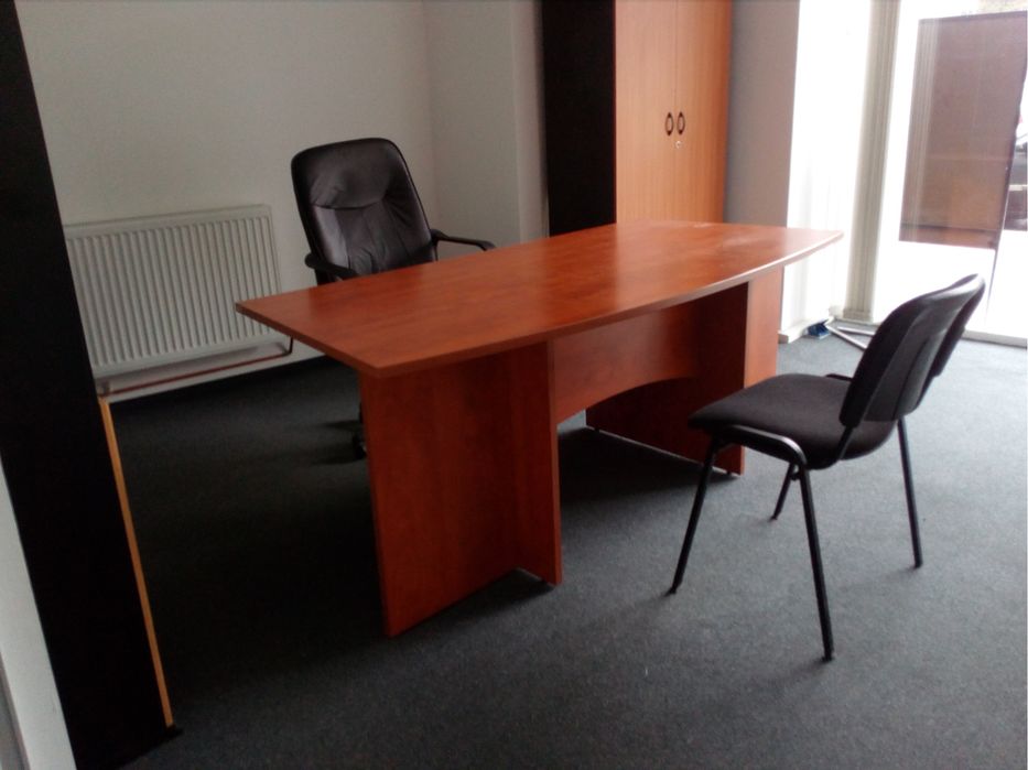 Vand birou directorial