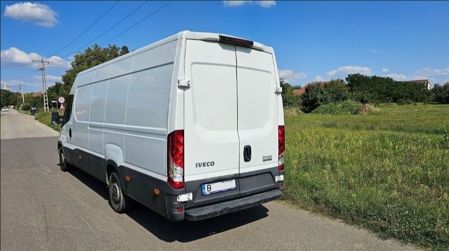 Închiriez Microbuz / Dubă Iveco Daily maxi