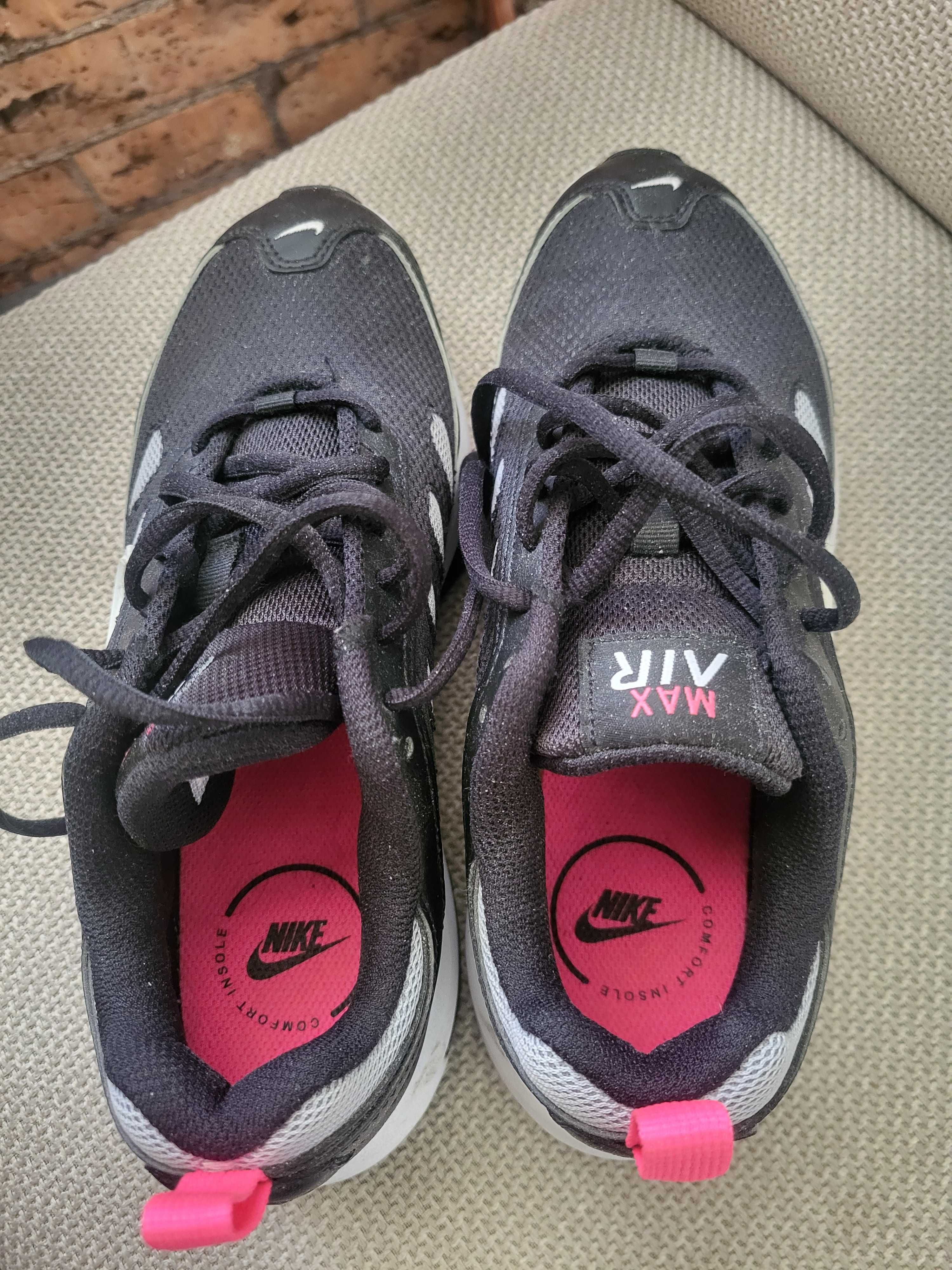 Маратонки nike air max
