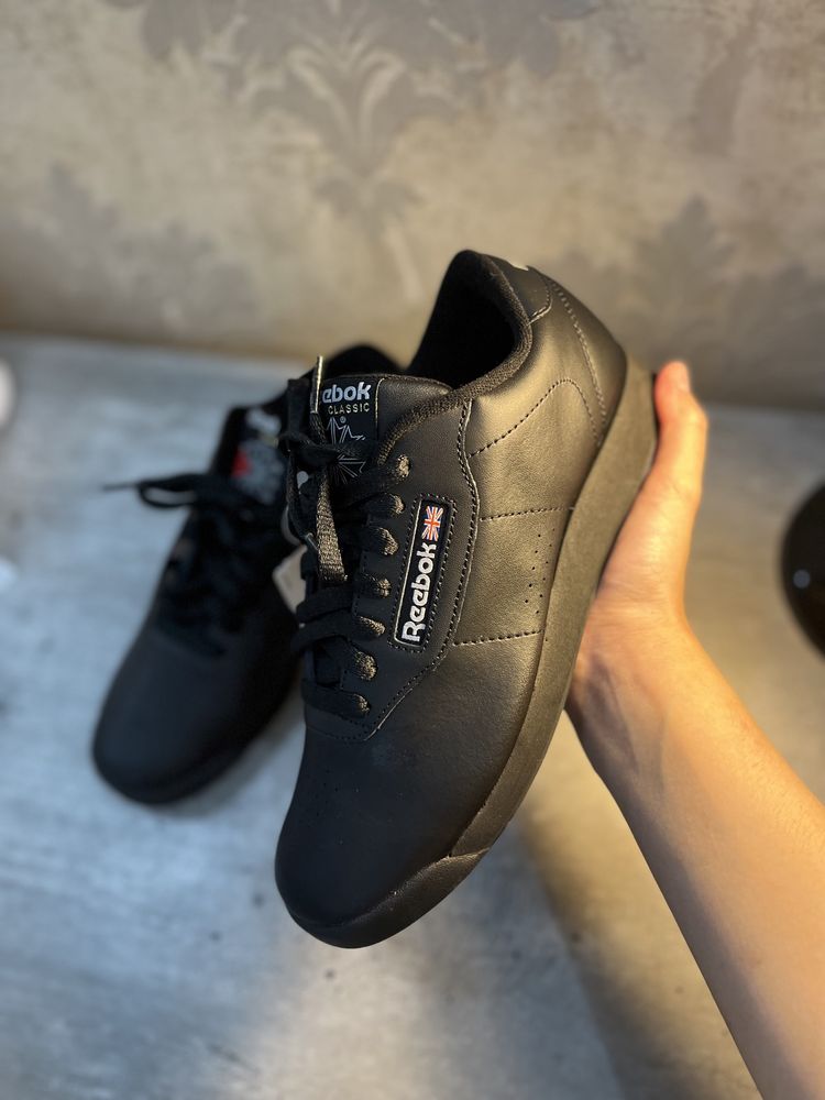 Reebok Classic Продаётся