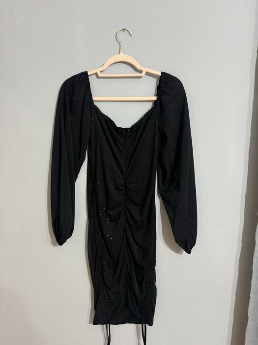 продавам веберна рокля