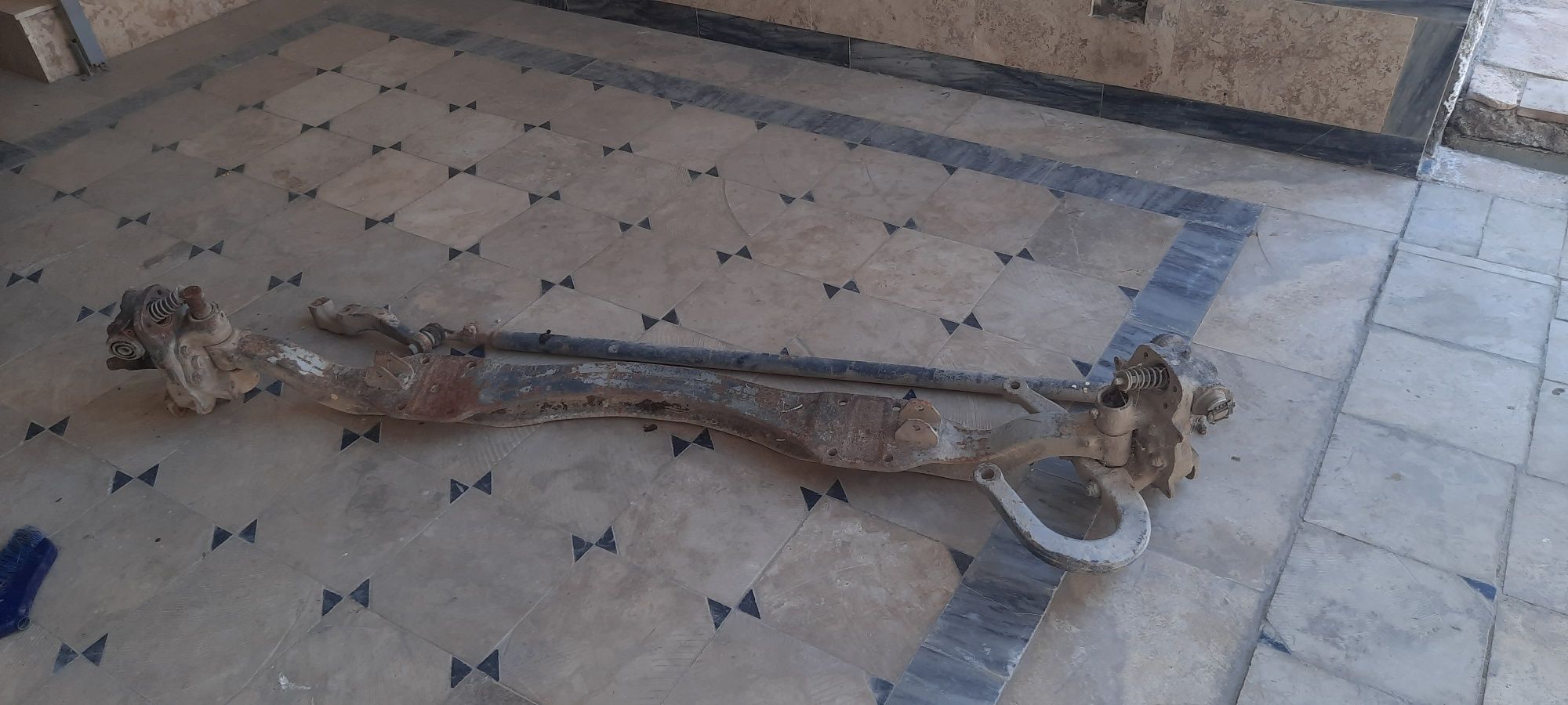 Mersadesbenz 814 zapchastlari