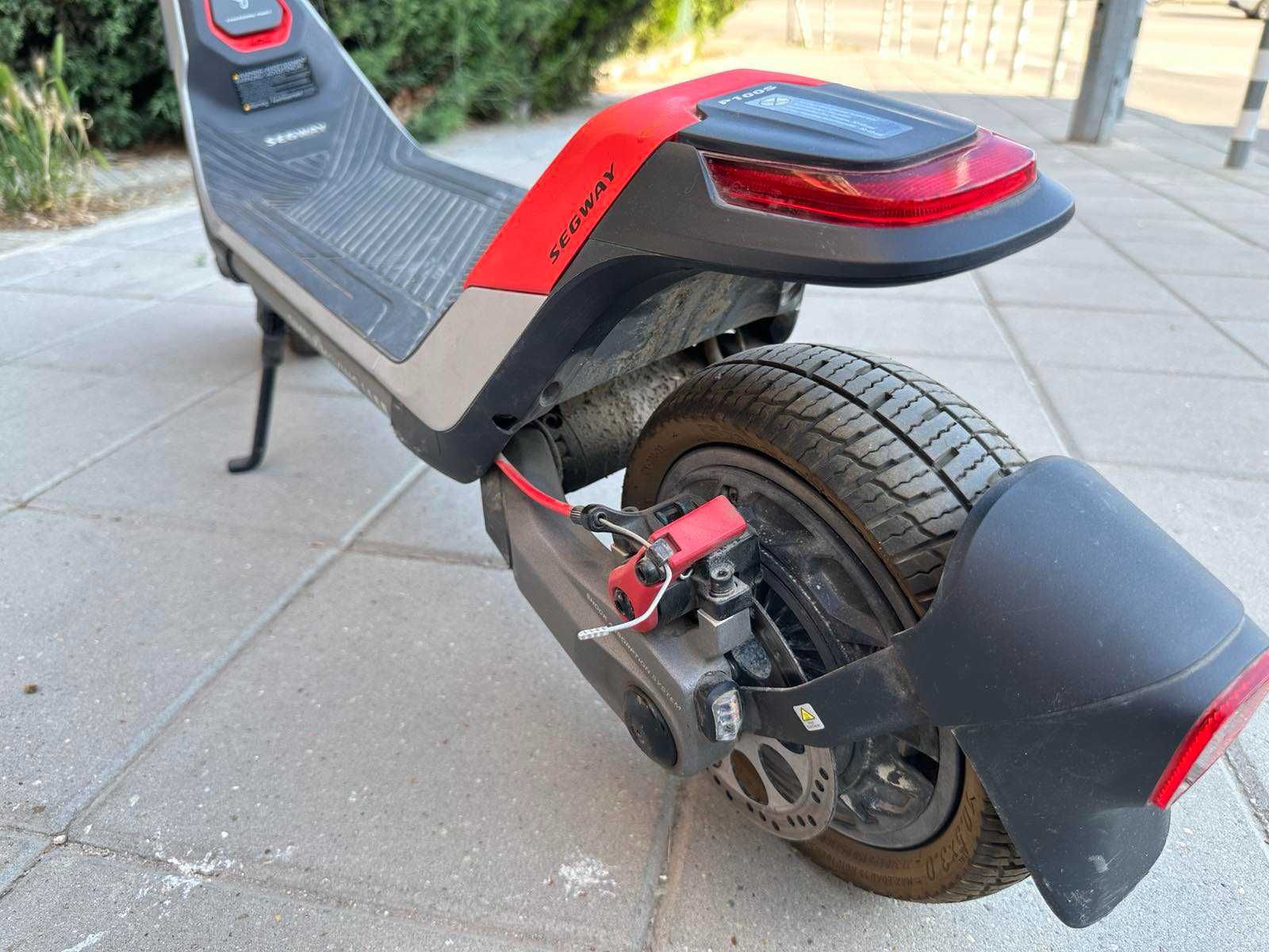 Електрически скутер-тротинетка SEGWAY KICKSCOOTER P100SE