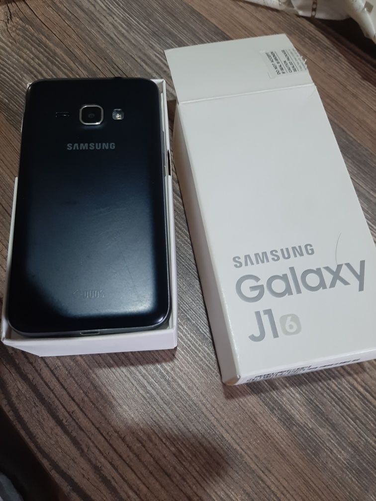 Samsung j1 sotiladi