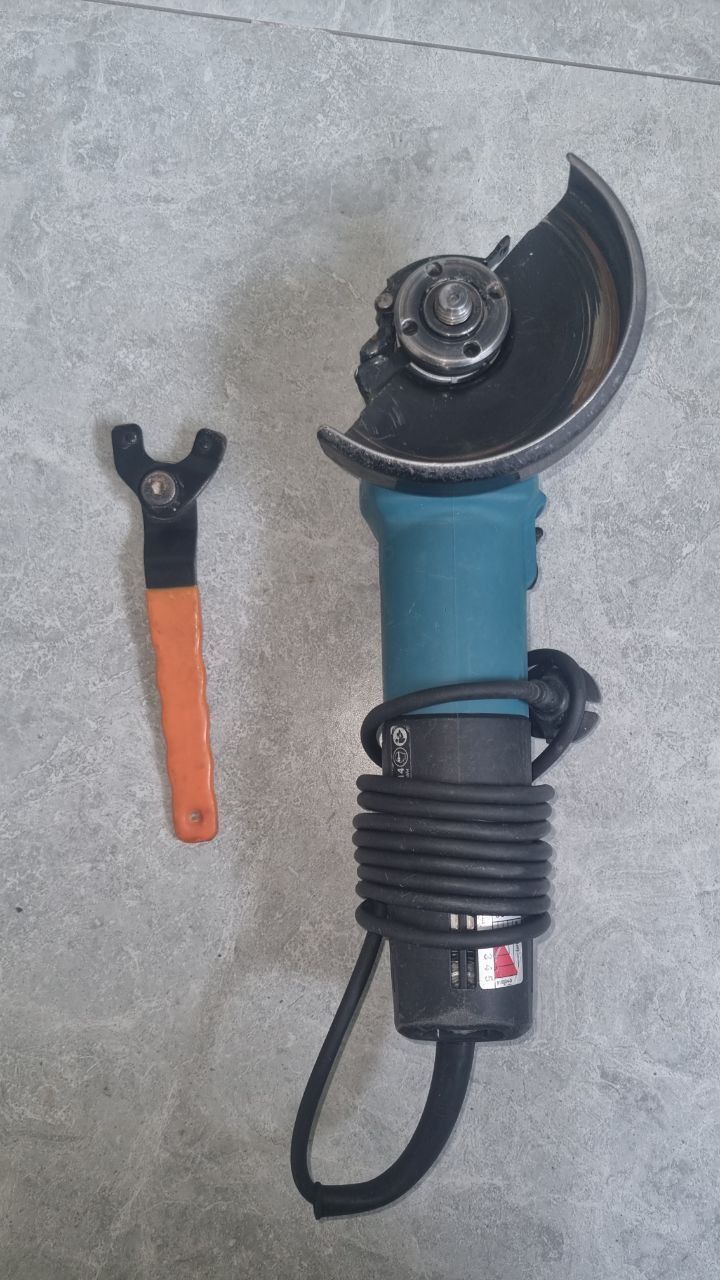 Продам ушм makita 9565cvr