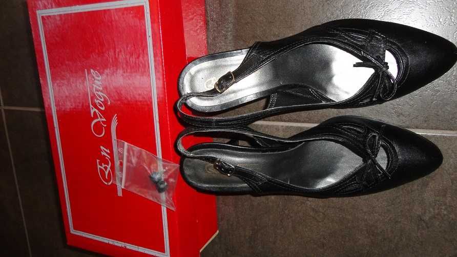 Pantofi sandaleta din piele naturala  marimea 37