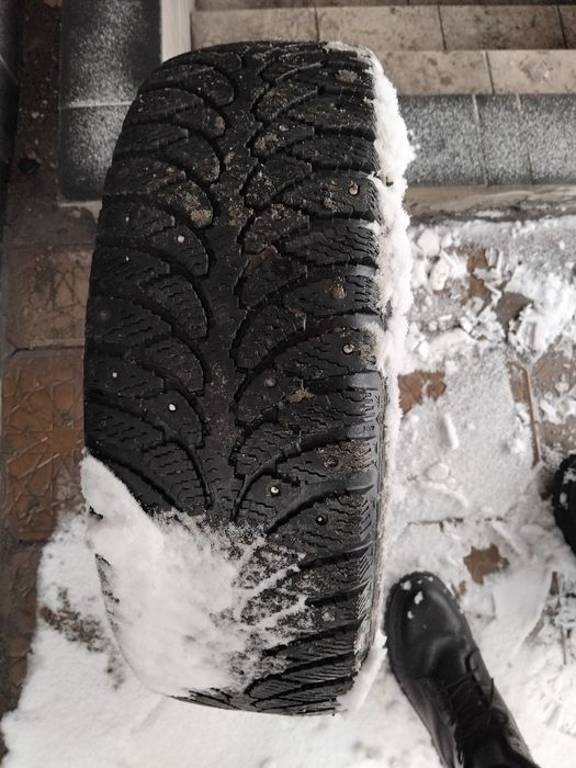 Продам шину на 14