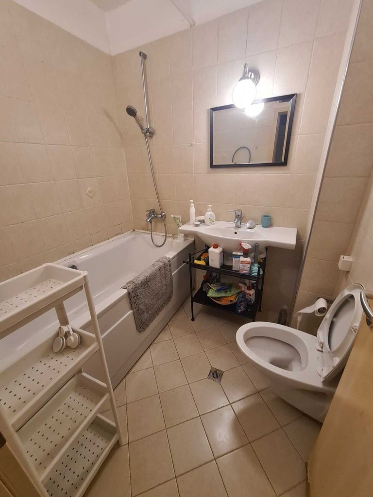 Дава се под наем Тристаен апартамент в София, Малинова долина - 98 кв.м за 300 € - Снимка #9