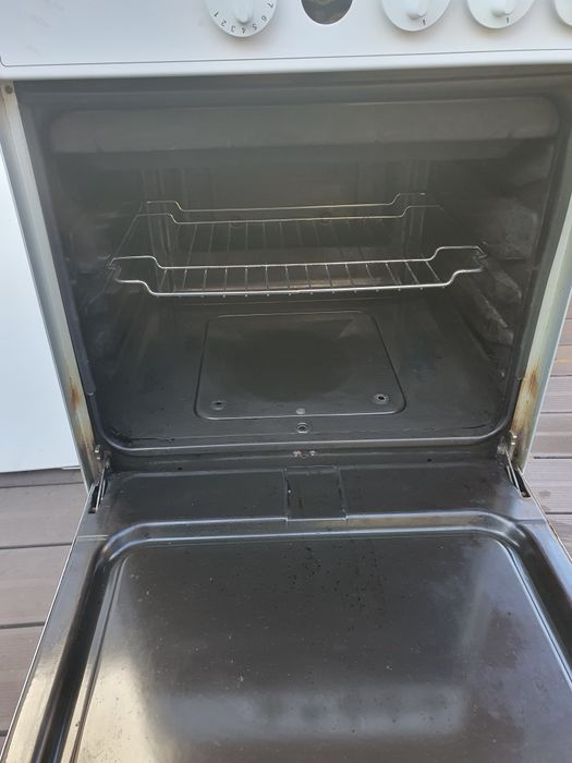 Vând Combină Frigorifică Samsung 311 litri!