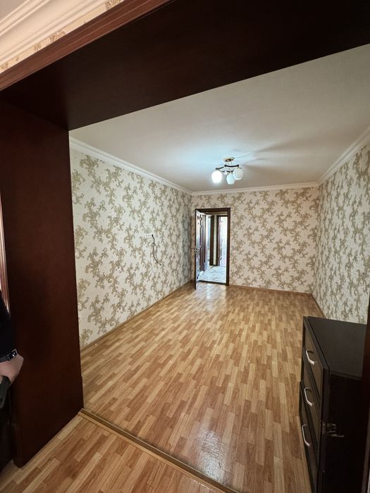 2 ком 3 этаж Согдиана Мечеть, Доктор О