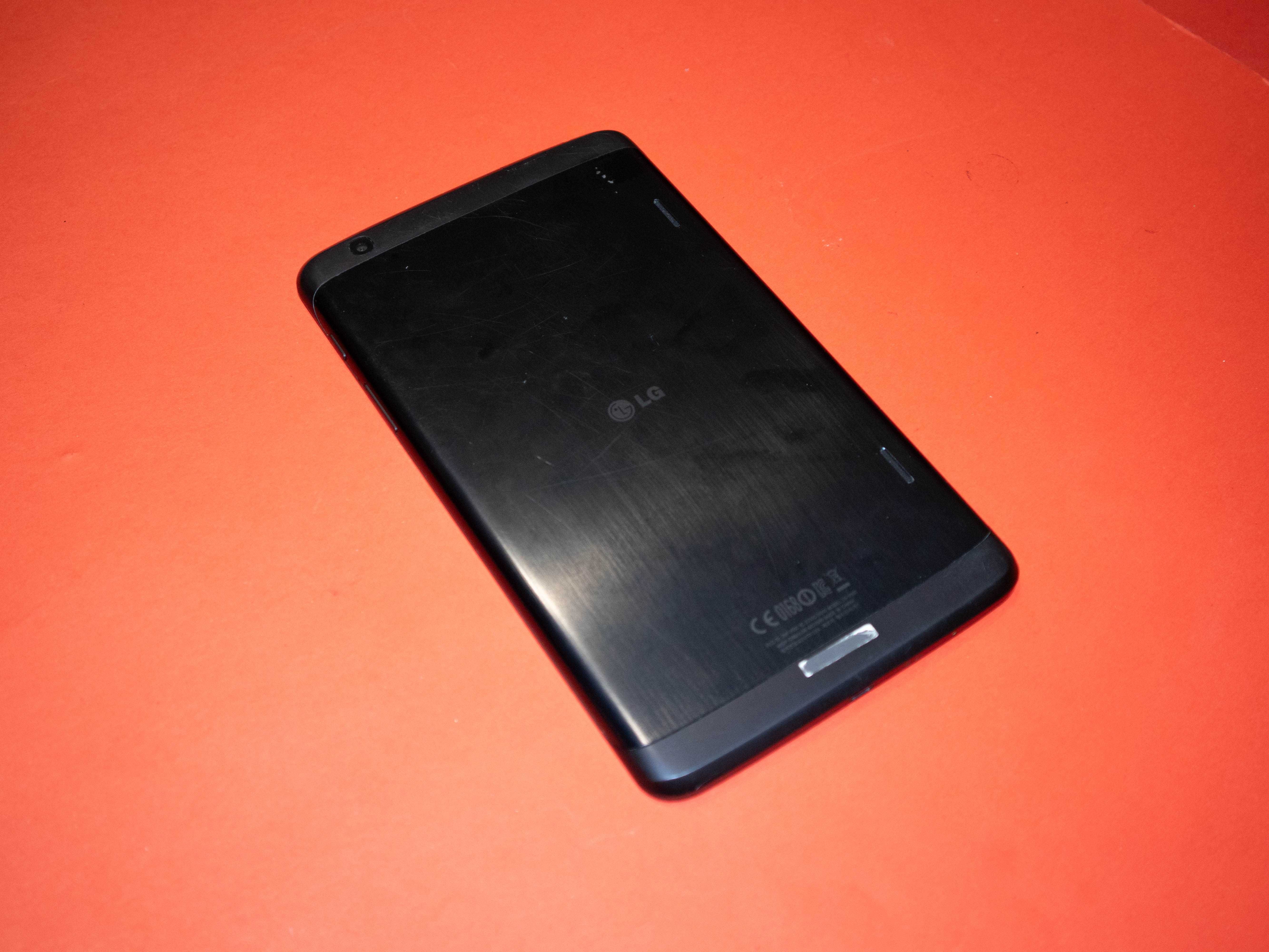 LG V500 8.3' таблет /  Snapdragon 600 / 2GB RAM / 48GB / Android 9