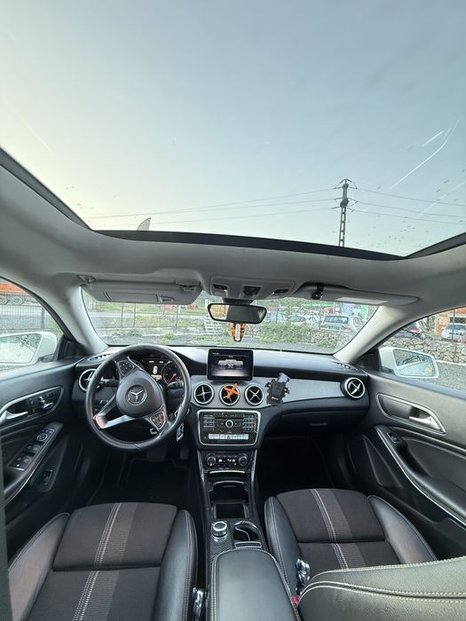 Mercedes Cla 2016 Panoramic