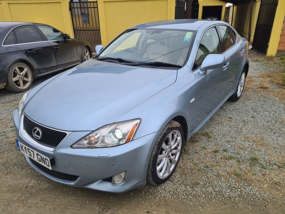 Dezmembrez Lexus is220D 2008 177 cp