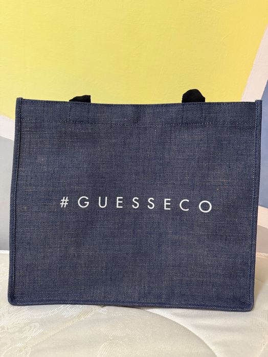 Guess шоппер удобный