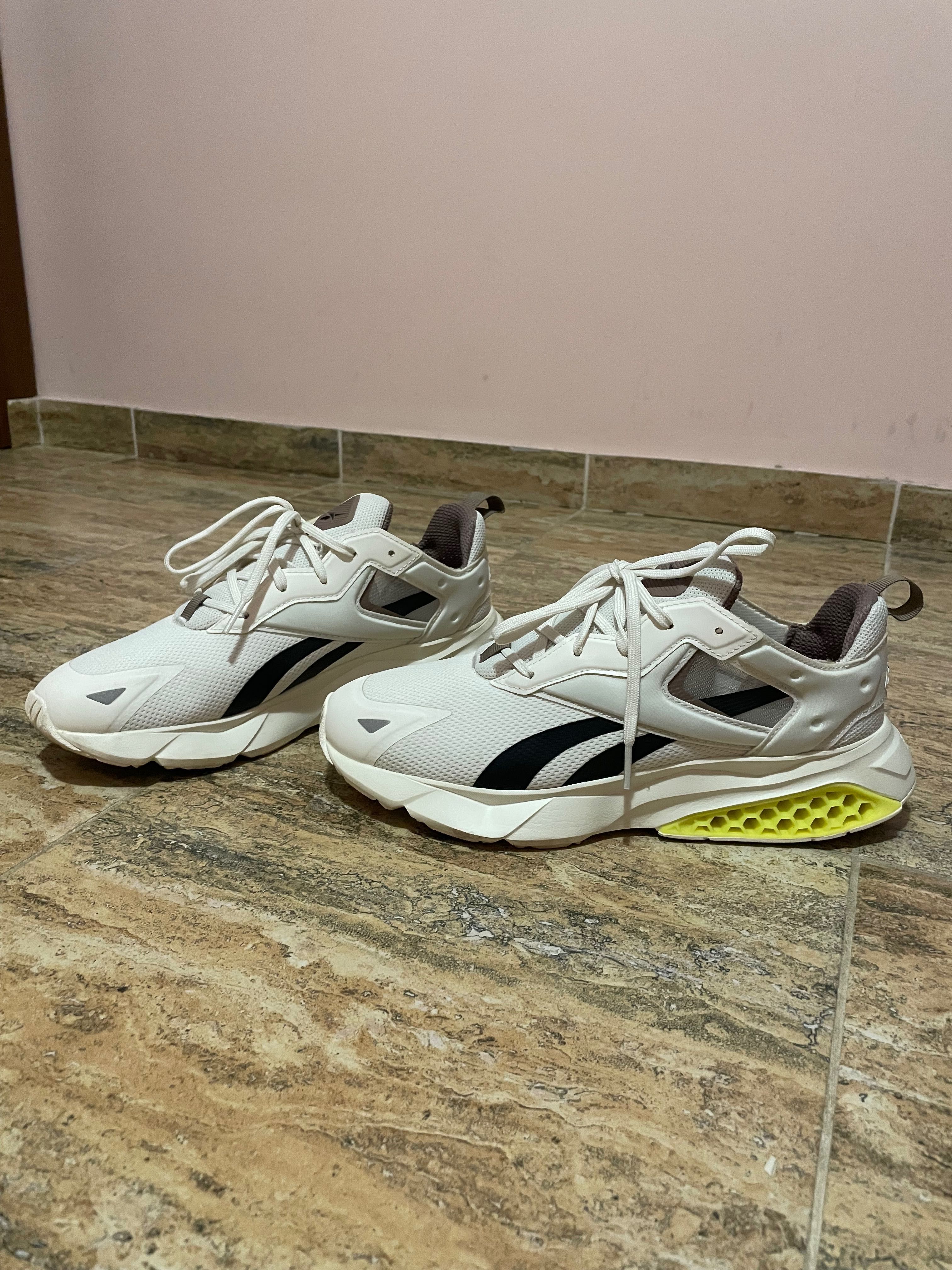 Маратонки Reebok 41 номер