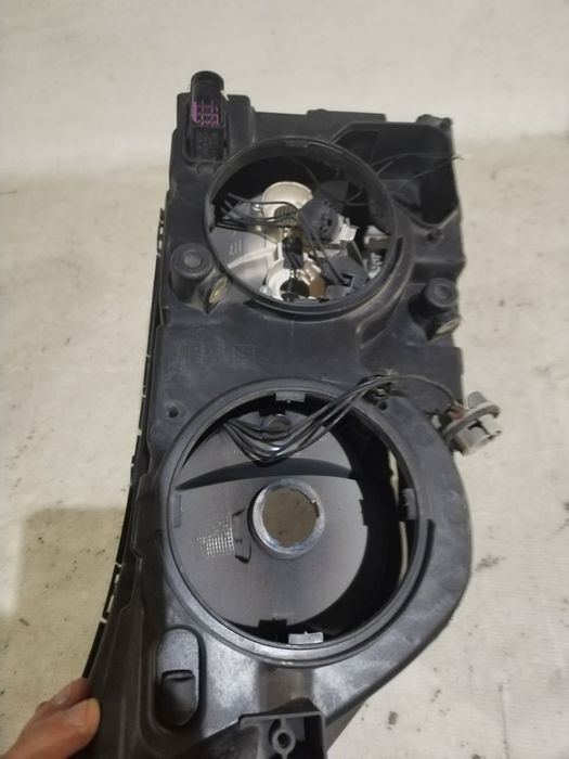 Far dreapta VW Crafter, 2007, 2008, 2009, 2010, 2011, 2012, 2013, 2014, 2015, 2016, 2017, cod origine OE 2E1941016.