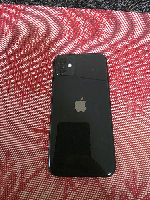 IPhone 11 64 GB,