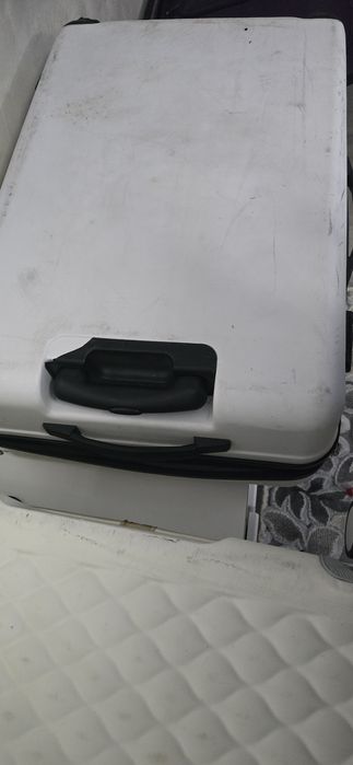 Vand Trolere Mici și Mari