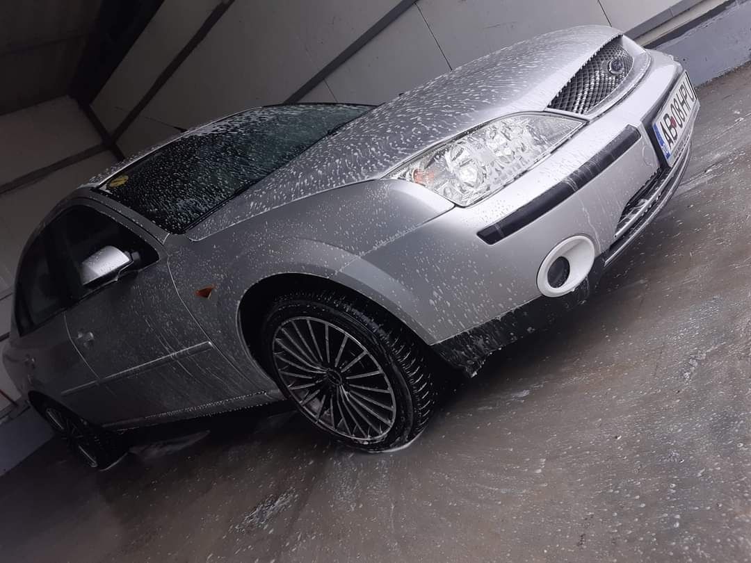 Vând Ford Mondeo 2.0 defect