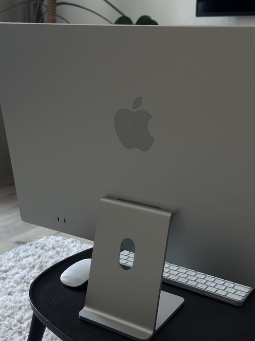 PC iMac Silver 24", procesor M1, 2021