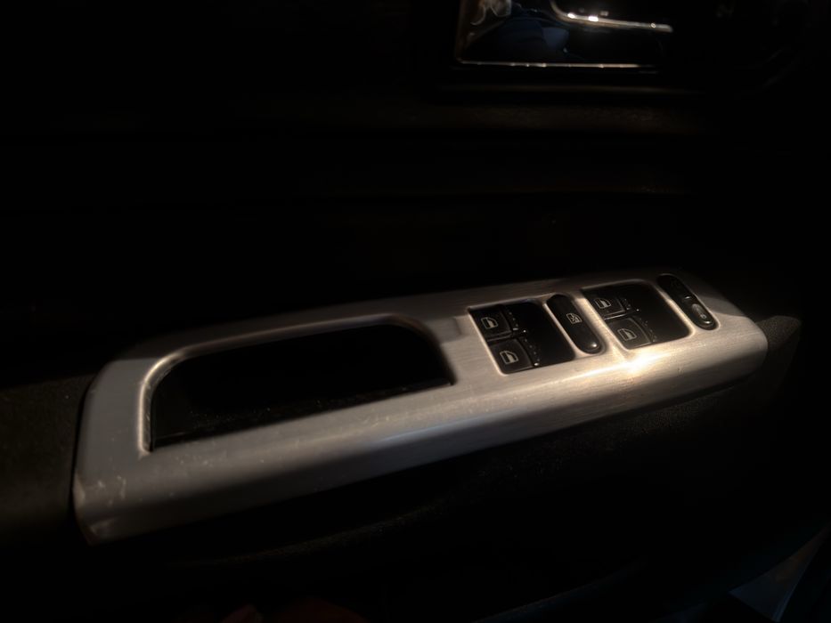 Комплект лайсни и дръжки за Голф 4 Драскан Алуминий