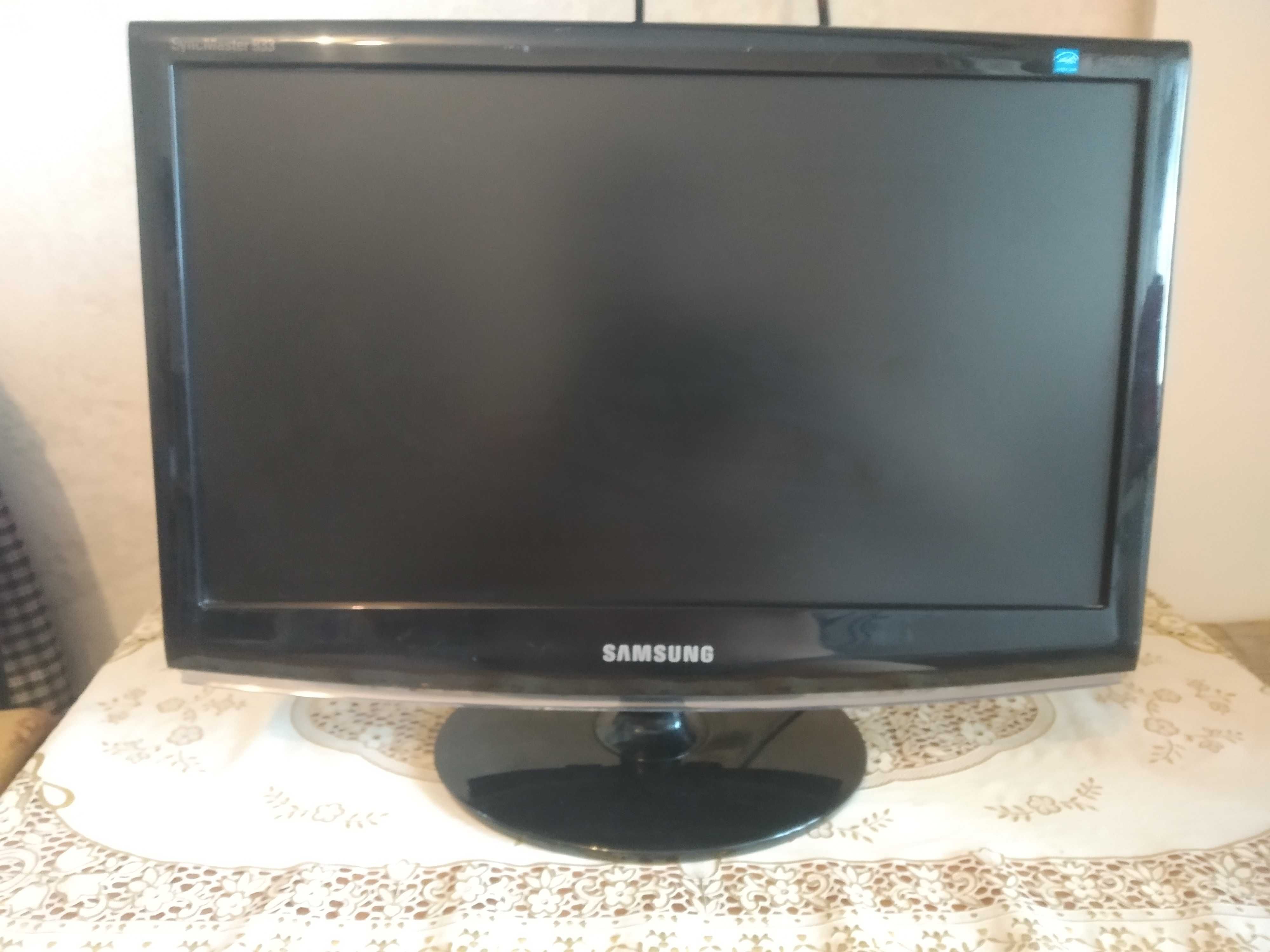 Монитор SAMSUNG 19"