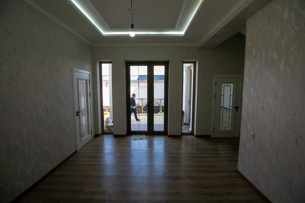 Новый дом 6 комнат 2.2 сотки махалля Бинокор