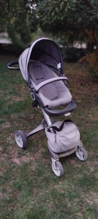Бебешка количка Stokke
