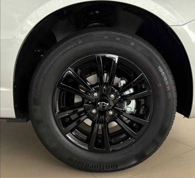 Cobalt Midnayt diska yangi obmenga Rols Roys R17 qorasi bilan