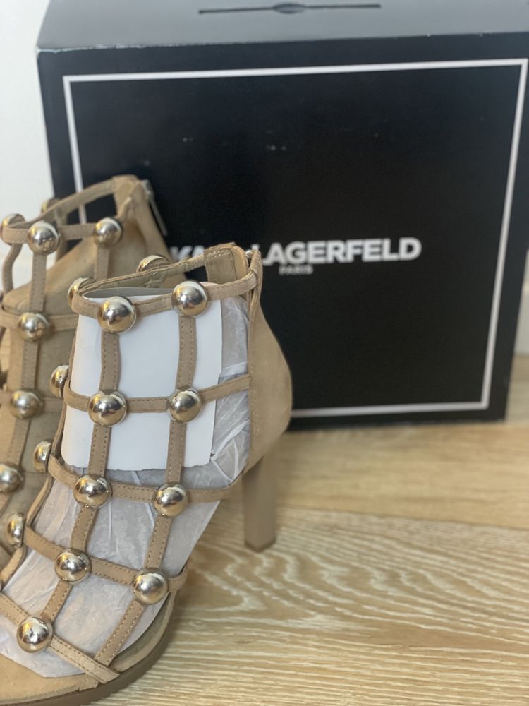 KARL Lagerfeld piele 300lei bej nr 41