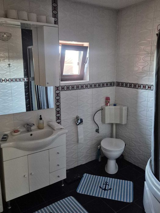 PROPRIETAR - vând casă în Hemeiuș,  148 mp utili | teren 450 mp