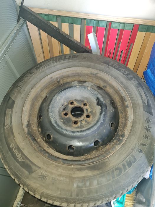 Caucicuri + Jante 215/65 R16