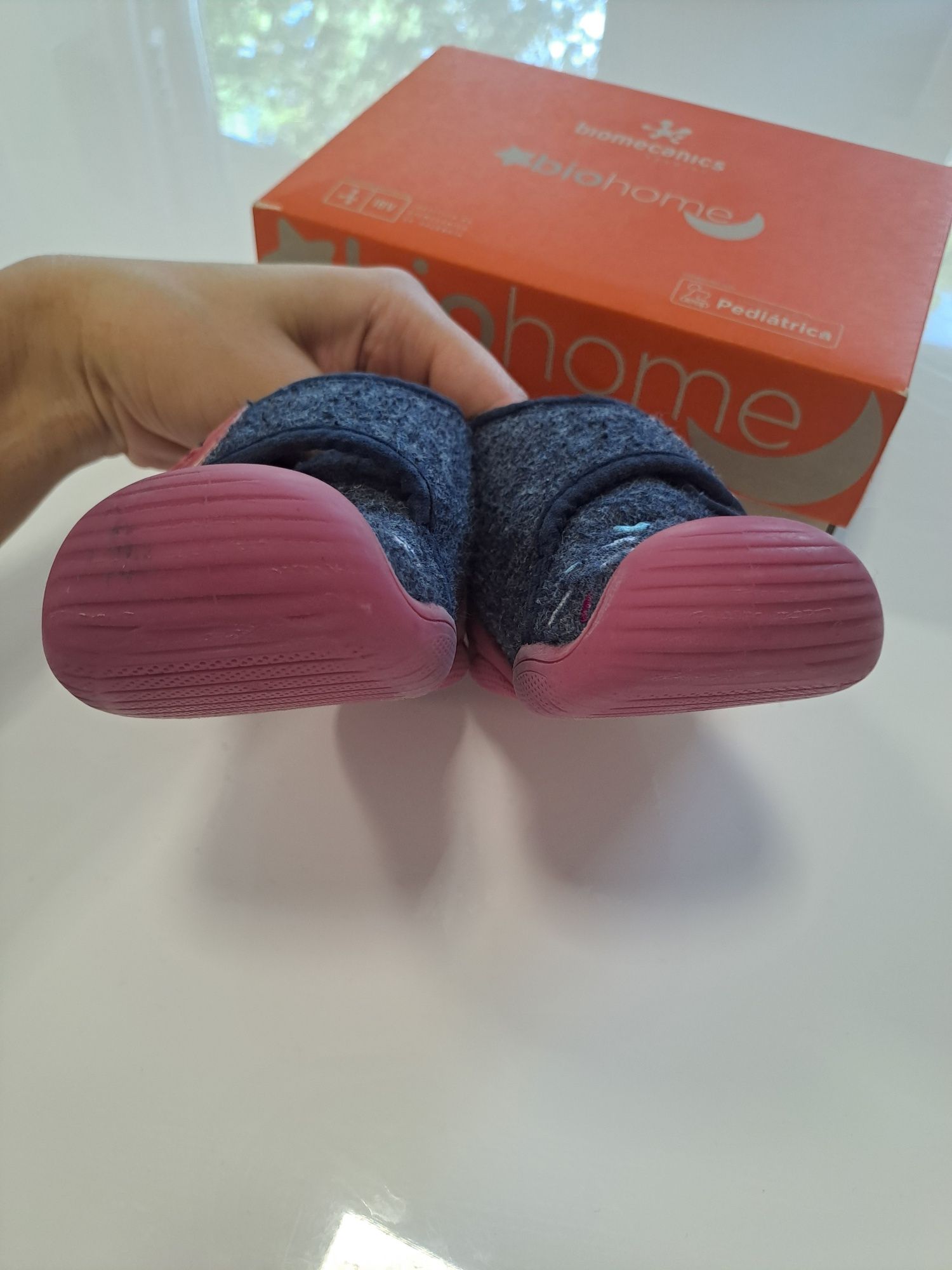Пантофки Biomecanics