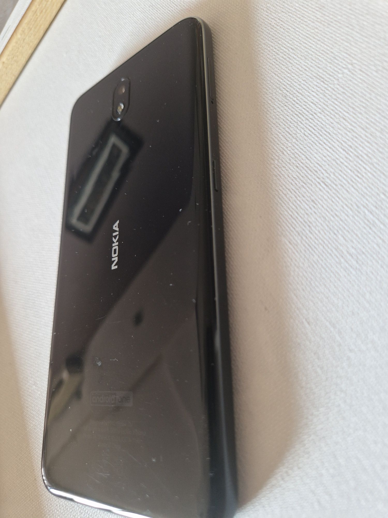 Телефон Nokia 3.2