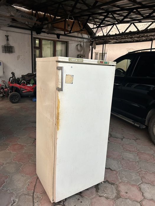 Рабочий холодильник