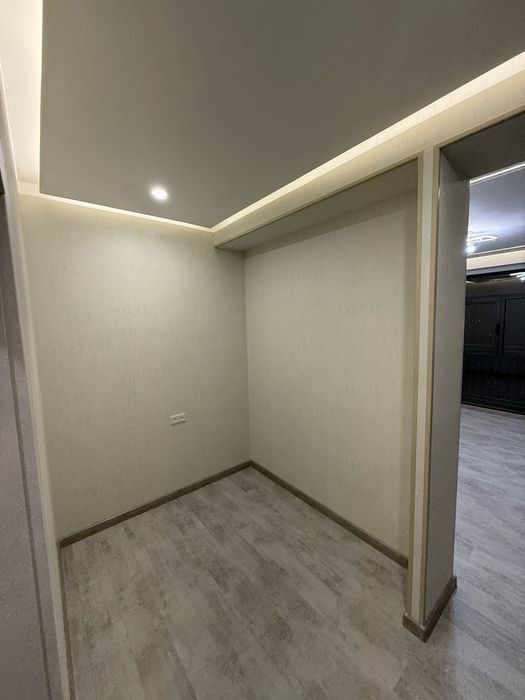 River Park kvartira 2/6/10 75 Kv