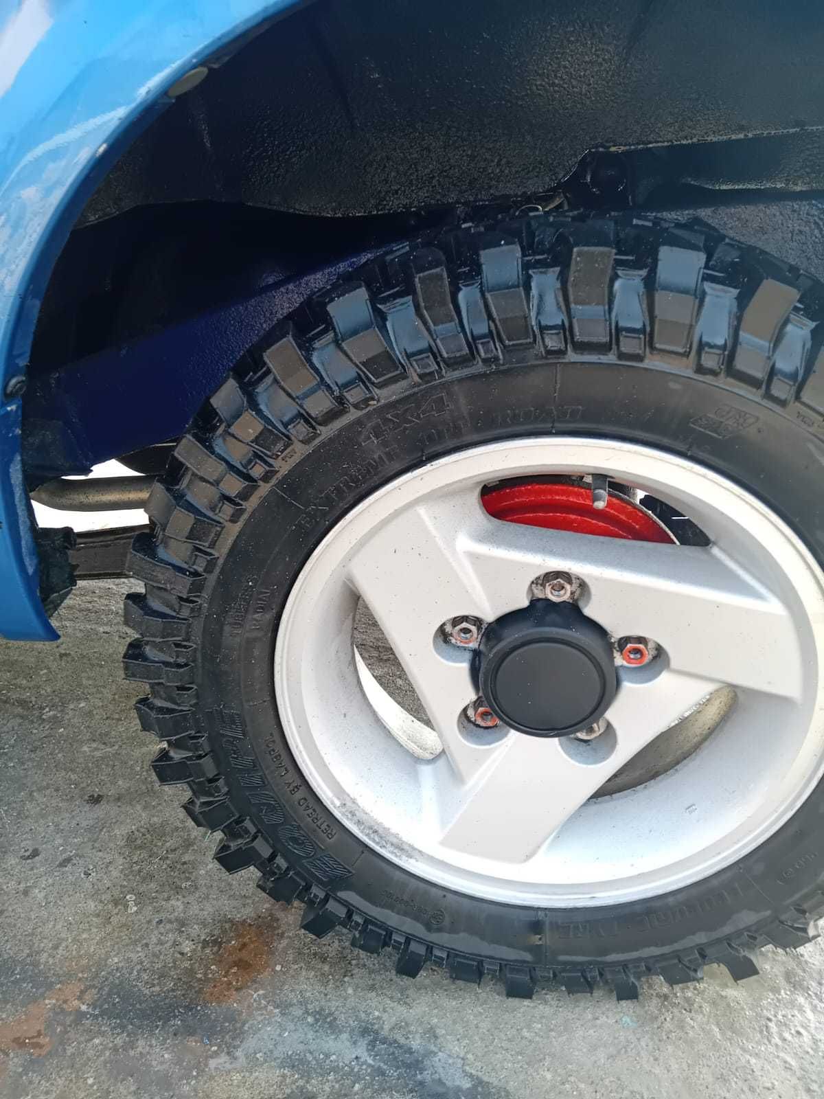 Set roti 4X4, Suzuki Jimny