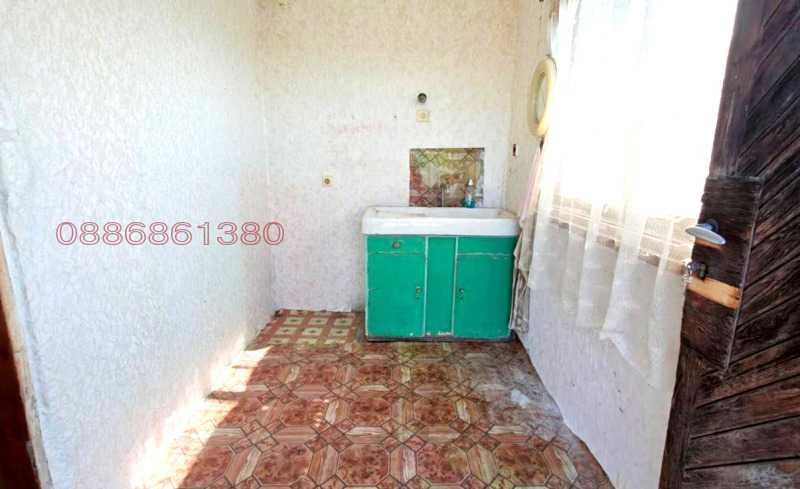Продава се Къща в Сливен, Дружба - 48 кв.м за 1084 €/кв.м - Снимка #4