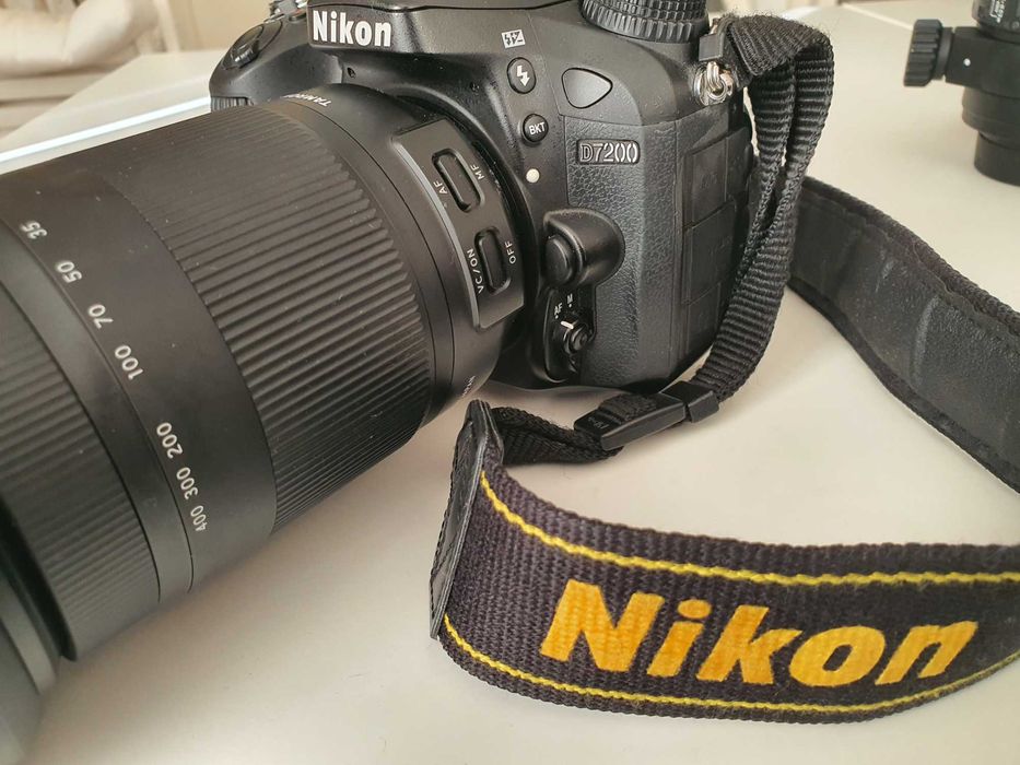 Фотоапарат Nikon 7200 + обективи