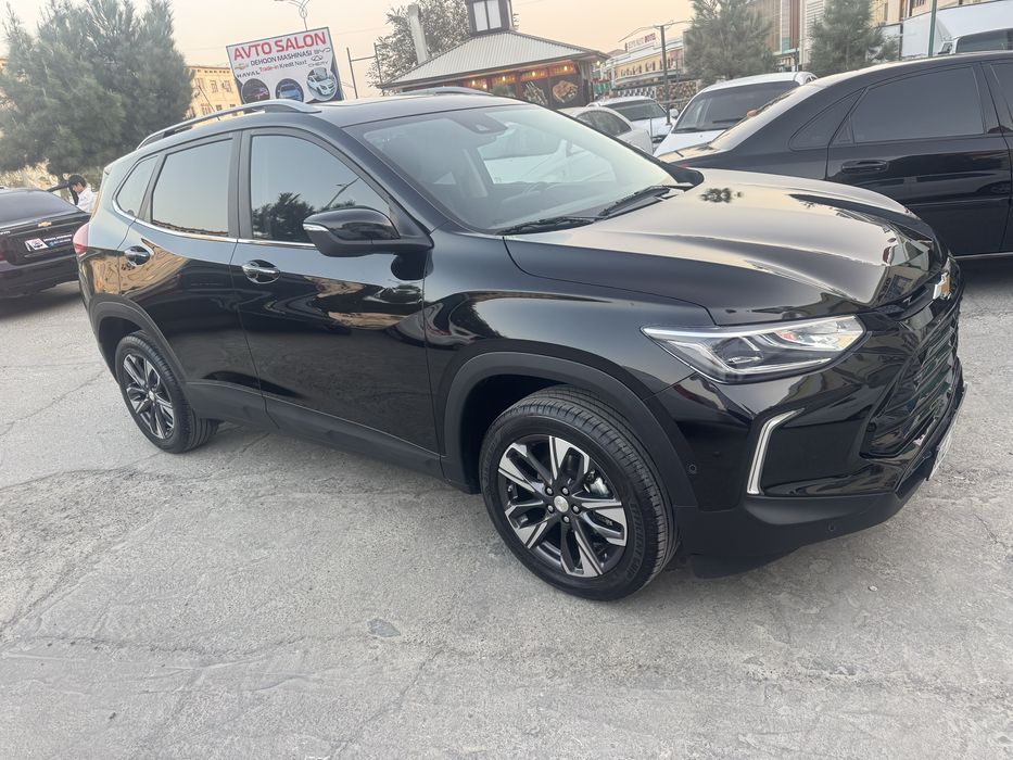 Tracker premier 2023 yil