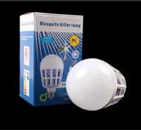 LED крушка против комари с адаптор за стена