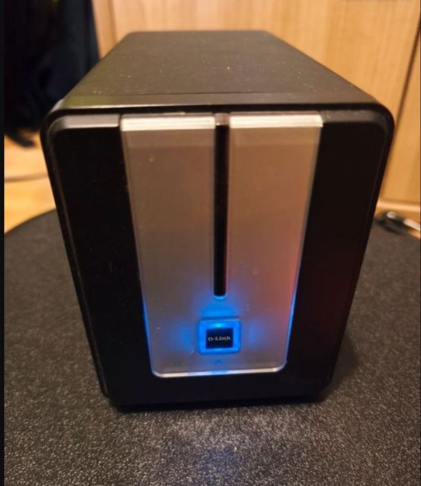 Super Cloud D-Link DNS-323 2-Bay NAS Network Storage 1500 Gb SYNOLOGY