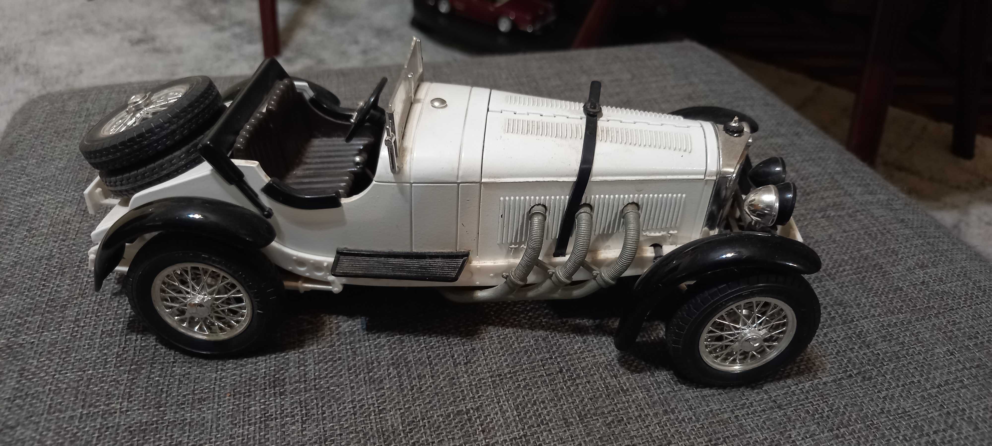 Machete auto 1 :18