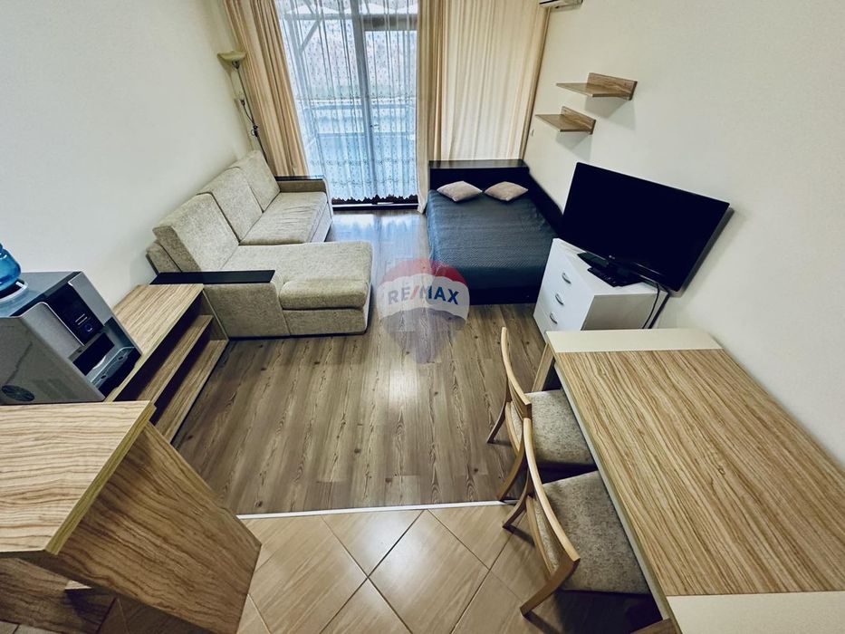 Продава се Едностаен апартамент в Балчик - 57 кв.м за 965 €/кв.м - Снимка #3