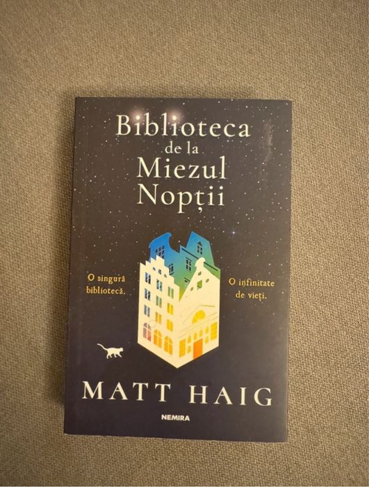 Carte biblioteca de la miezul noptii